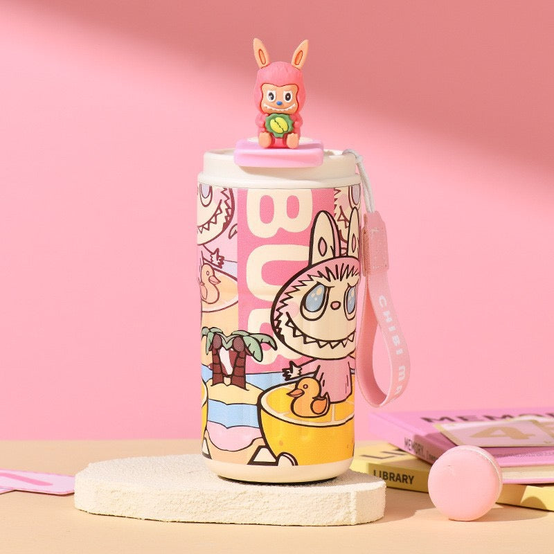 Labubu Travel Mug – 450 ml Insulated Steel Cup with Resin Labubu Doll Lid & Wrist Strap